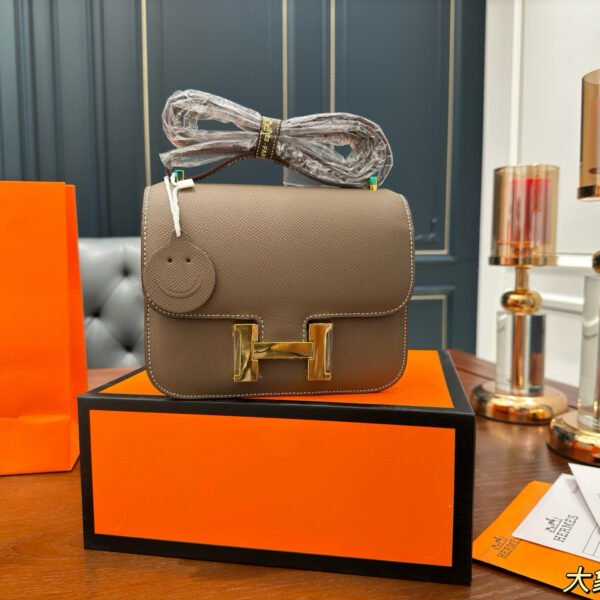 Hermes Constance08